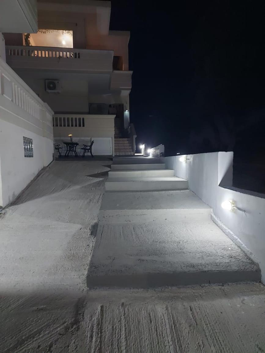 חאניה Retro Seaside Resort מראה חיצוני תמונה